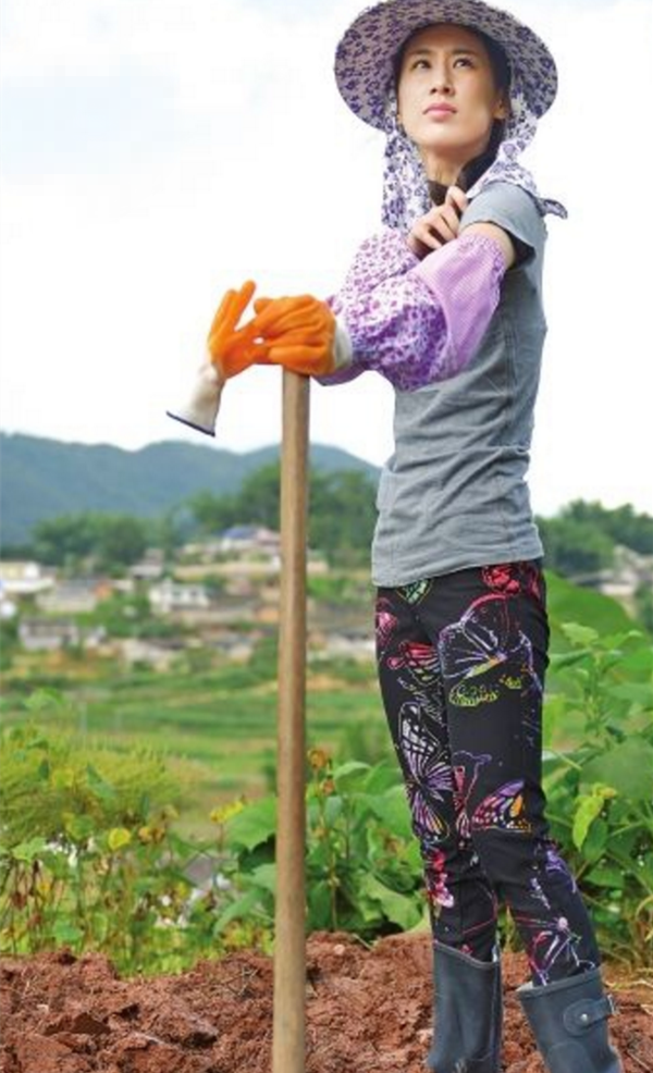 山村村妇，新时代女性的坚韧与力量——最新章节解读